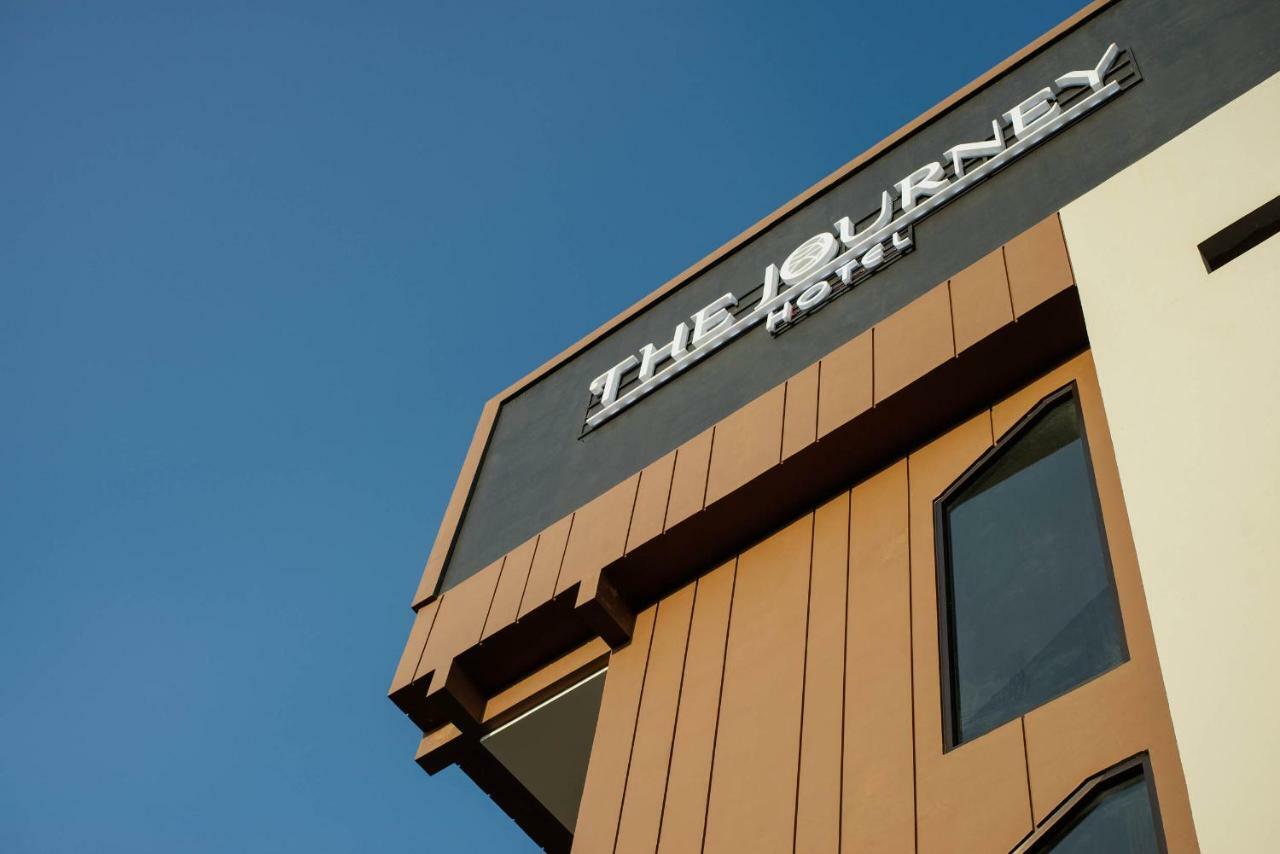 The Journey Hotel Джокьякарта Экстерьер фото